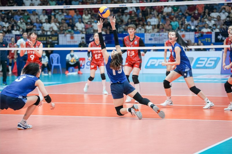 Sắp xếp đội hình 1 đội bóng chuyền có bao nhiêu người?