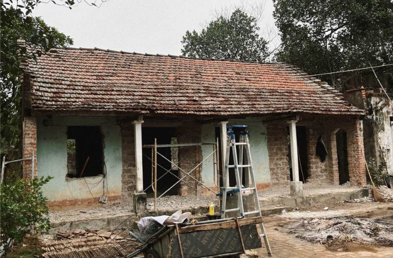 Nằm mơ thấy nhà cũ thường xuất hiện khi bạn có cảm giác luyến lưu nơi nào đó