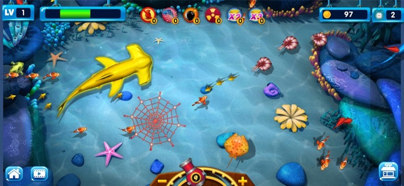 Điều khiển súng đạn tiêu diệt những loài cá bơi trên màn hình